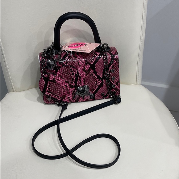 Betsey Johnson Handbags - Betsey Johnson Pink & Black " Snakeskin" Crossbody Bag with Heart Charm